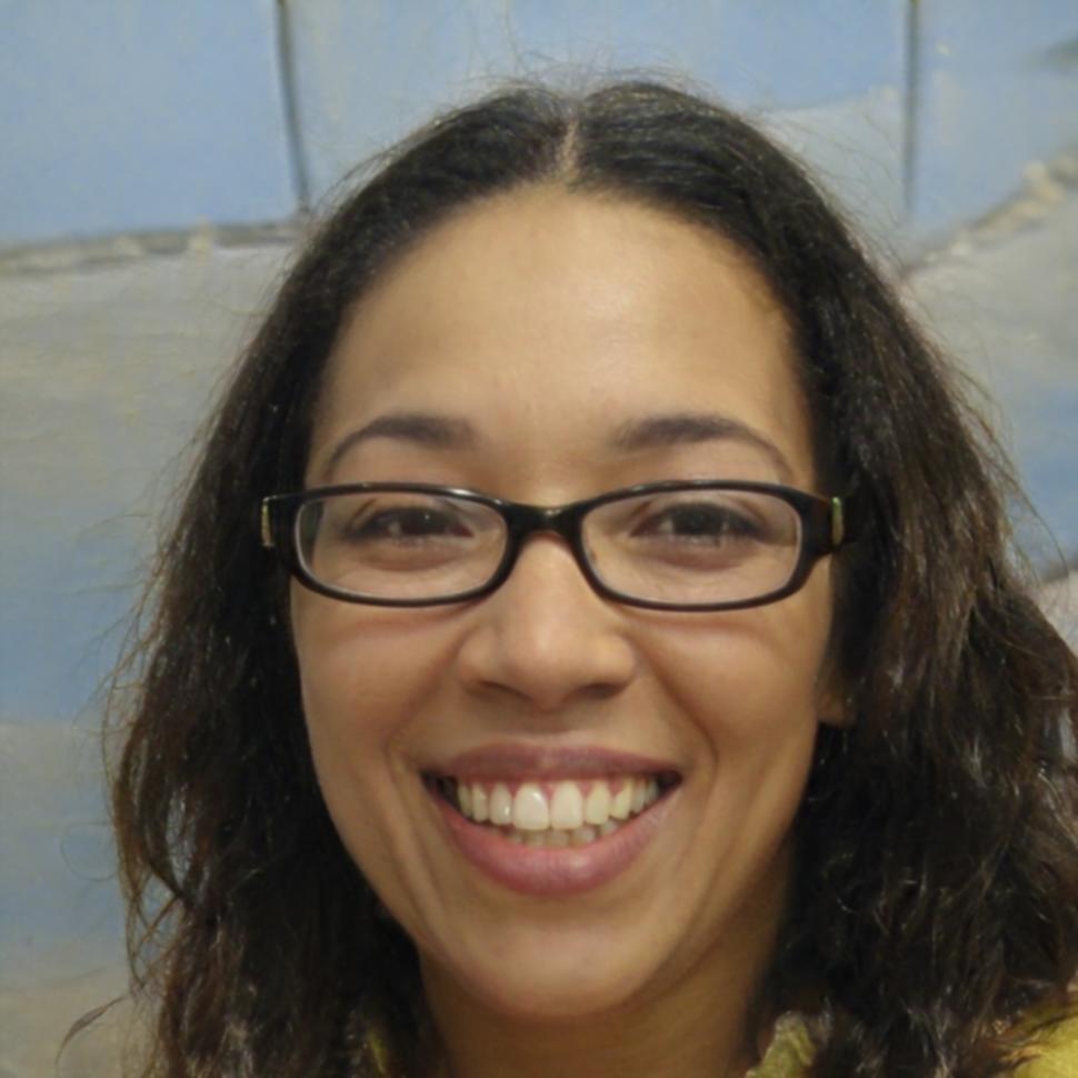 Retrato profesional de Lucía Benavides